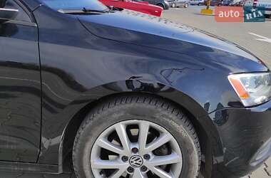 Седан Volkswagen Jetta 2011 в 