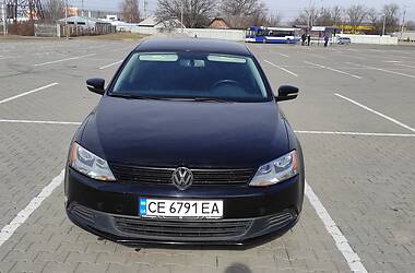 Седан Volkswagen Jetta 2011 в Черновцах