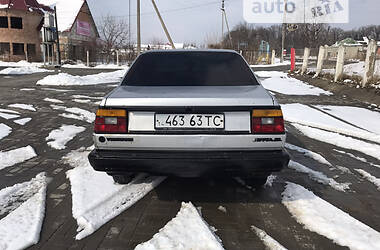 Седан Volkswagen Jetta 1986 в Черновцах