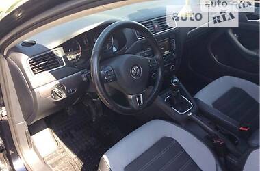 Седан Volkswagen Jetta 2012 в Івано-Франківську