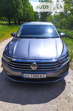 Седан Volkswagen Jetta 2019 в Харкові