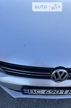 Седан Volkswagen Jetta 2013 в Львове