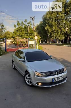 Седан Volkswagen Jetta 2013 в Казатине