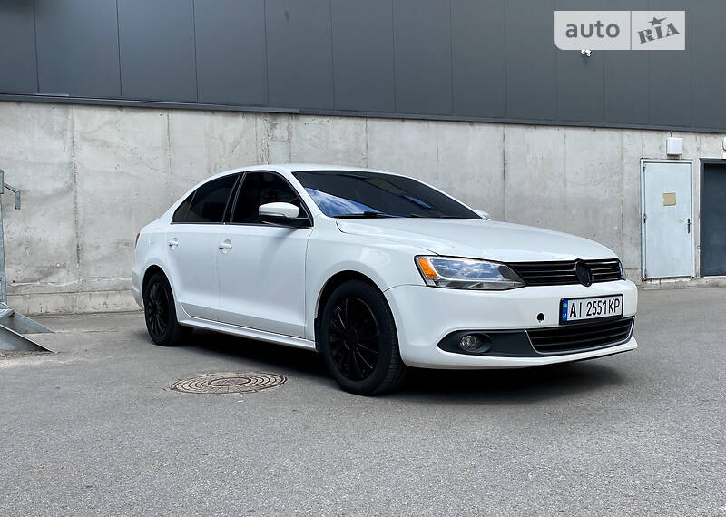 Седан Volkswagen Jetta 2012 в Киеве