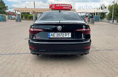 Седан Volkswagen Jetta 2020 в Кривом Роге