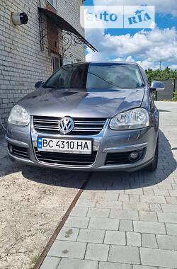 Седан Volkswagen Jetta 2008 в Бродах