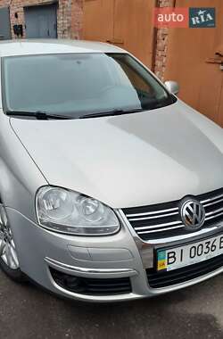 Седан Volkswagen Jetta 2010 в Полтаве