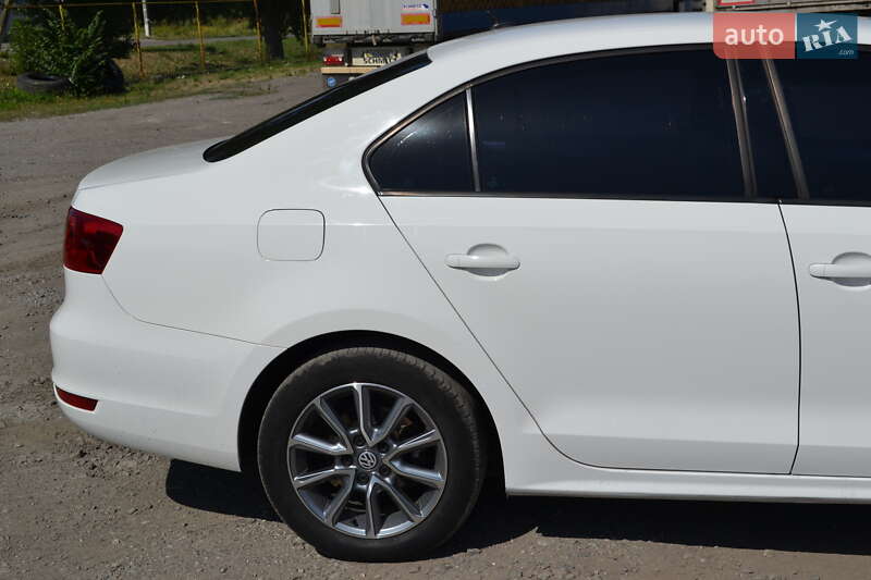 Седан Volkswagen Jetta 2012 в Харкові