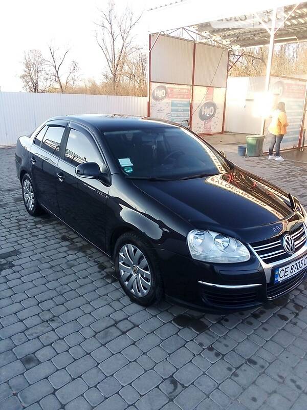 Седан Volkswagen Jetta 2006 в Хотине