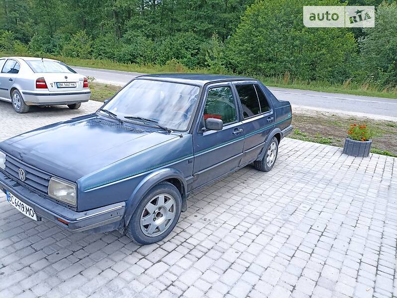 Седан Volkswagen Jetta 1988 в Яворове
