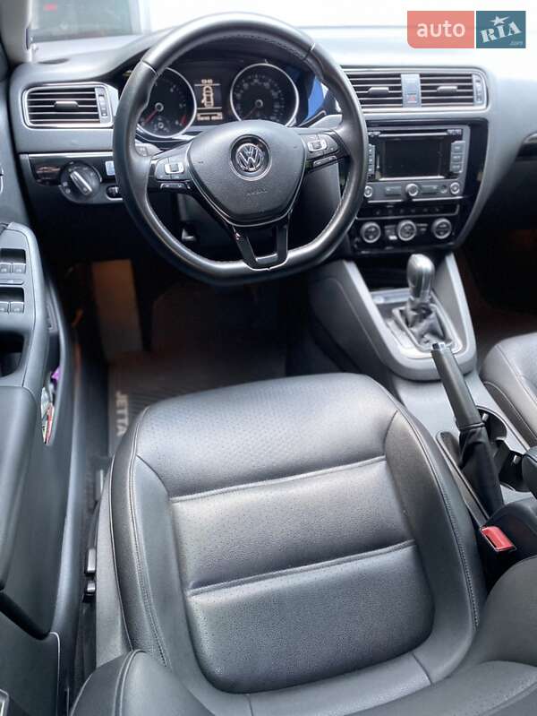 Седан Volkswagen Jetta 2014 в Чернігові фото 15 Седан Volkswagen Jetta 2014 в Чернігові