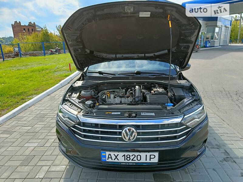 Седан Volkswagen Jetta 2019 в Харькове