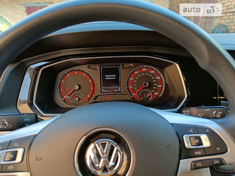Седан Volkswagen Jetta 2019 в Харькове