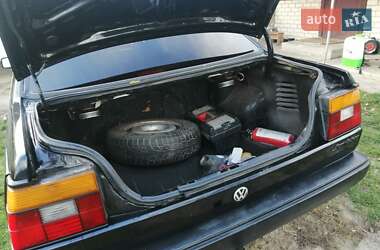 Седан Volkswagen Jetta 1988 в 