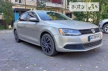 Седан Volkswagen Jetta 2012 в Харькове