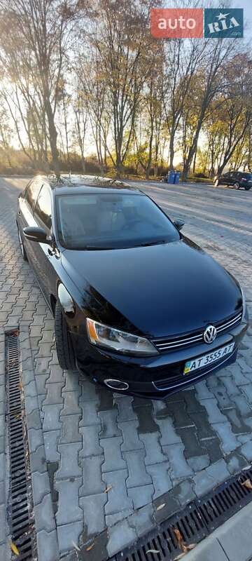 Седан Volkswagen Jetta 2014 в Снятині