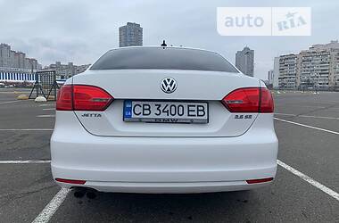 Седан Volkswagen Jetta 2011 в Киеве