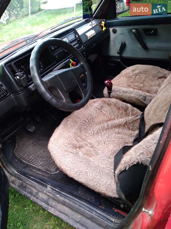 Седан Volkswagen Jetta 1985 в Рожище