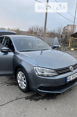 Седан Volkswagen Jetta 2013 в Кривом Роге