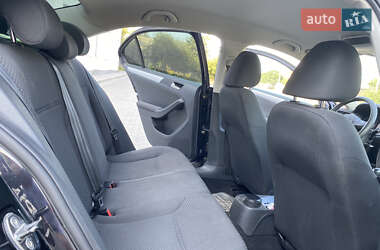 Седан Volkswagen Jetta 2012 в Андрушівці