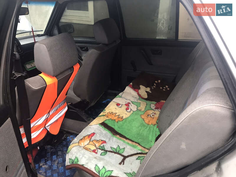 Седан Volkswagen Jetta 1989 в Хмельницькому