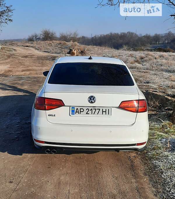 Седан Volkswagen Jetta 2017 в Запоріжжі