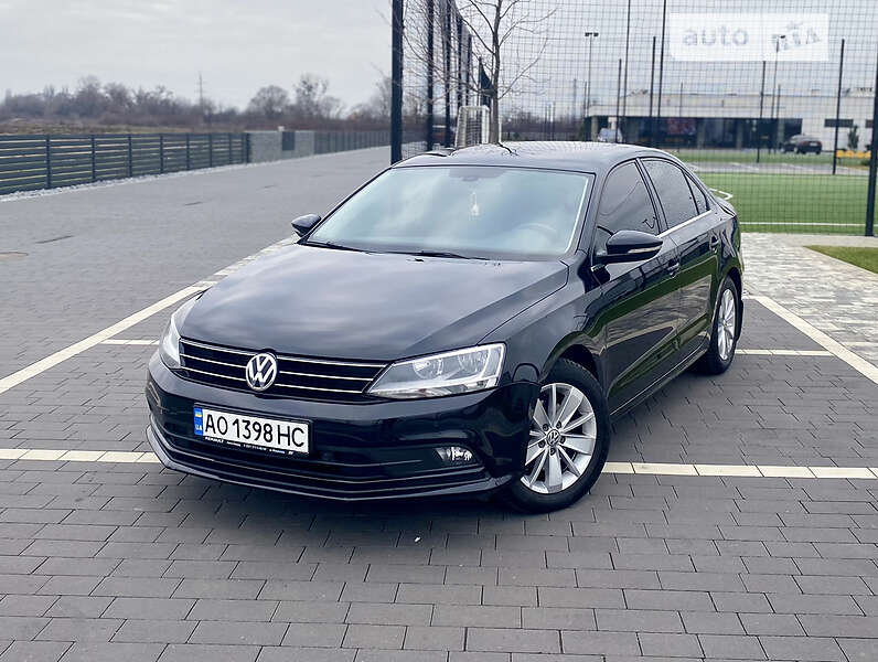 Седан Volkswagen Jetta 2016 в Мукачевому