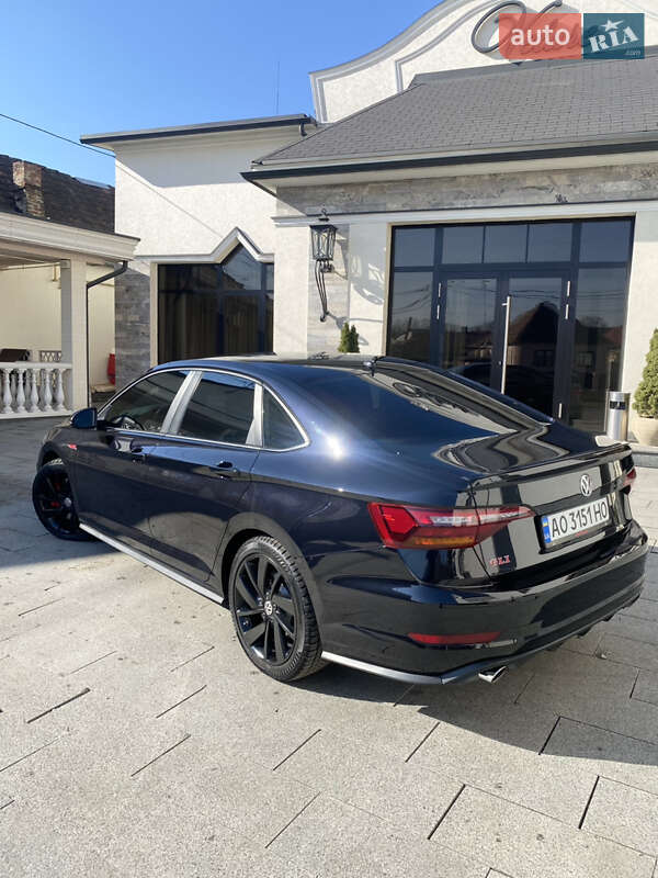 Седан Volkswagen Jetta 2019 в Мукачево