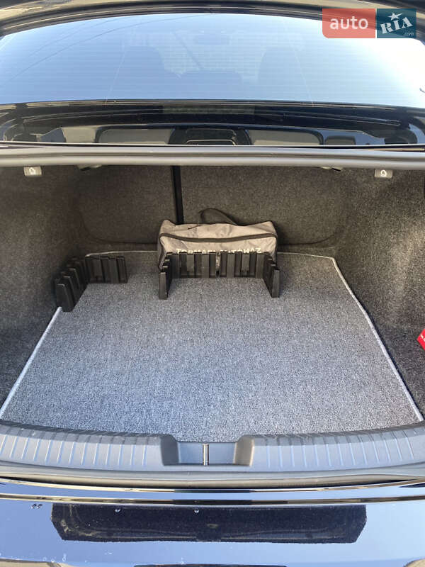 Седан Volkswagen Jetta 2019 в Мукачево