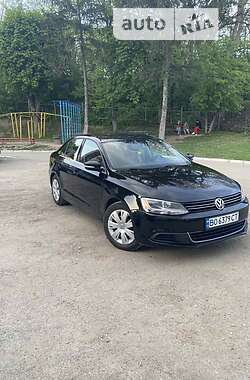 Седан Volkswagen Jetta 2013 в Львове