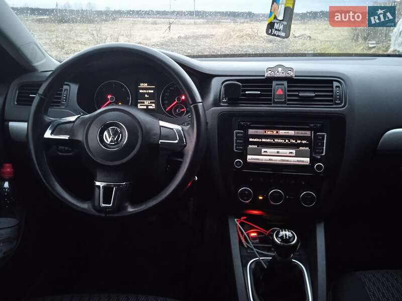 Volkswagen Jetta 2012