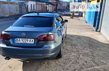 Седан Volkswagen Jetta 2013 в Кропивницком