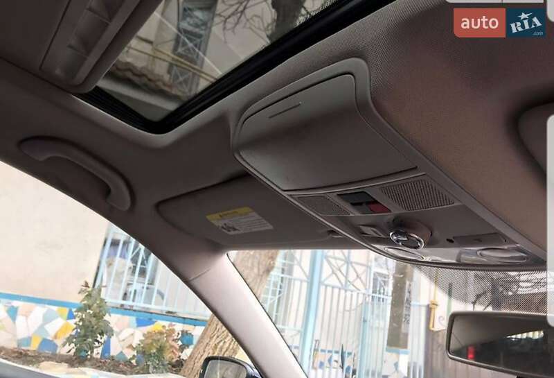 Седан Volkswagen Jetta 2013 в Одесі