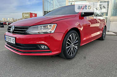 Седан Volkswagen Jetta 2016 в Києві