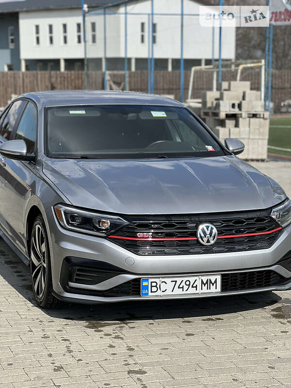 Седан Volkswagen Jetta 2019 в Львове