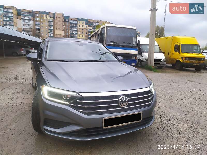 Седан Volkswagen Jetta 2018 в Каменском фото 42 Седан Volkswagen Jetta 2018 в Каменском