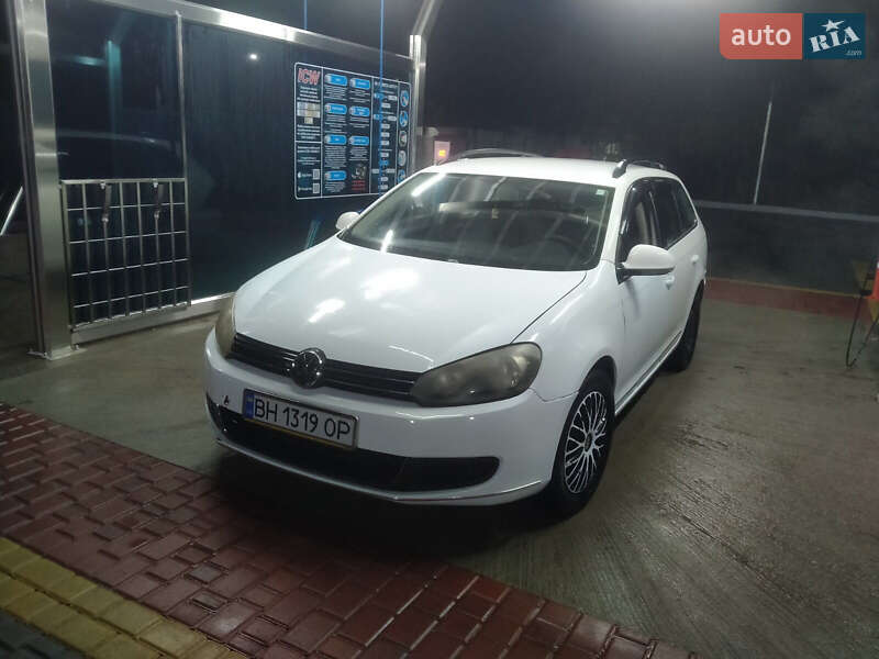 Универсал Volkswagen Jetta 2011 в Одессе