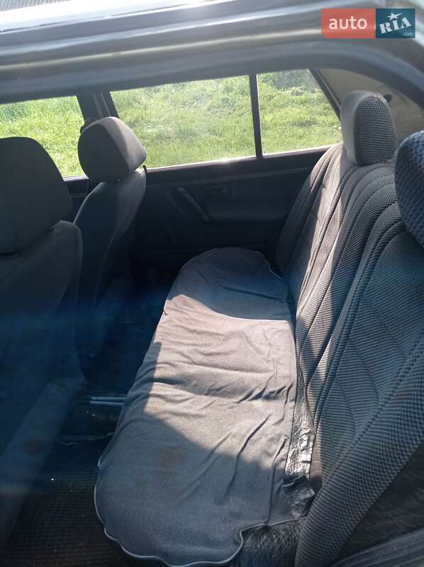 Седан Volkswagen Jetta 1986 в Самборі