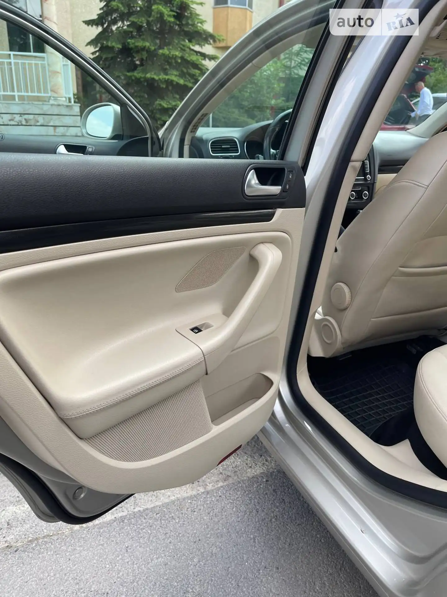 2012 Volkswagen Jetta - мініатюра 19
