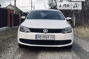 Седан Volkswagen Jetta 2013 в Виннице