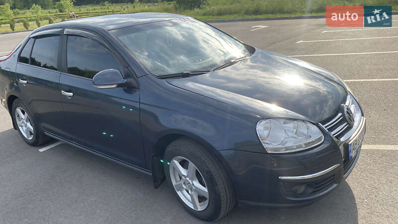 Седан Volkswagen Jetta 2008 в Вінниці