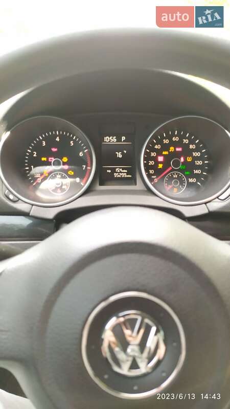 Універсал Volkswagen Jetta 2011 в Дніпрі