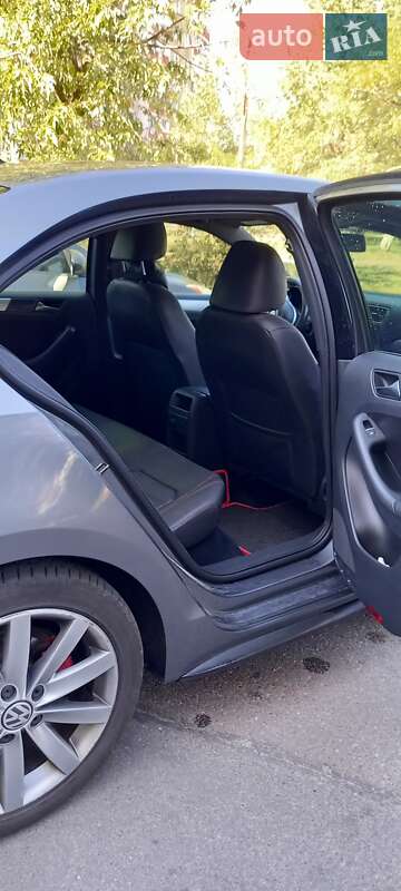Седан Volkswagen Jetta 2012 в Киеве