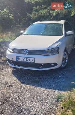 Volkswagen Jetta 2012