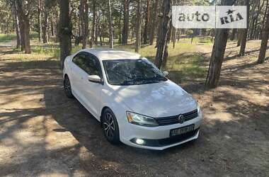 Седан Volkswagen Jetta 2013 в 