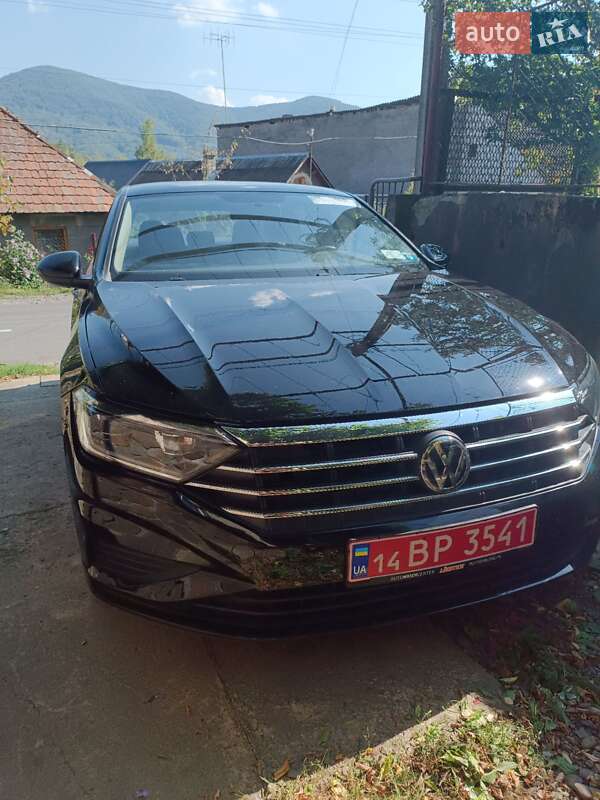 Седан Volkswagen Jetta 2020 в Перечині