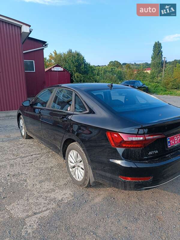 Седан Volkswagen Jetta 2020 в Перечині