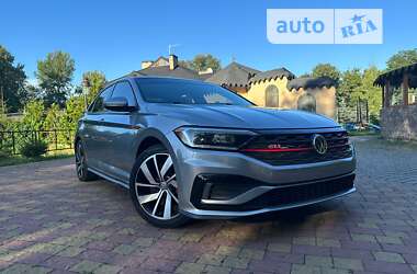 Седан Volkswagen Jetta 2019 в Жовкві