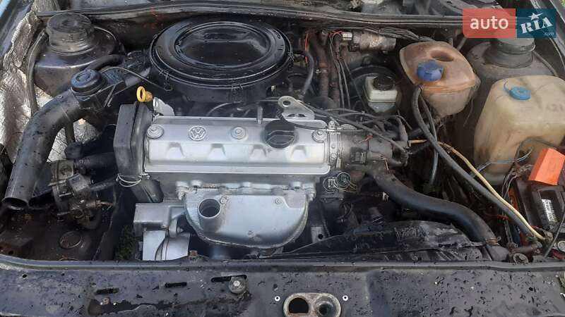 Седан Volkswagen Jetta 1989 в Полтаве