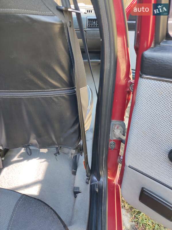 Седан Volkswagen Jetta 1989 в Кропивницькому